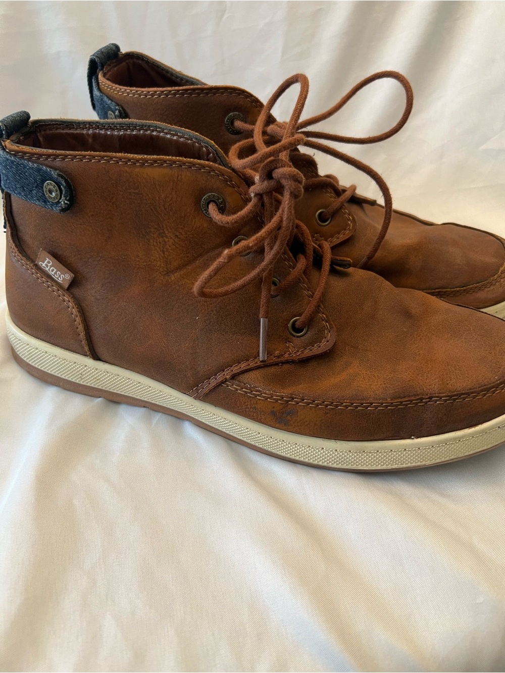 Bass Men's Brown Leather Lace-Up Chukka Sneakers